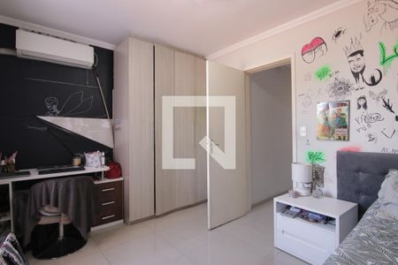 Casa à venda com 115m², 3 quartos e 2 vagasQuarto