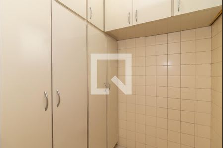 Casa à venda com 500m², 4 quartos e 3 vagasCopa - Despensa