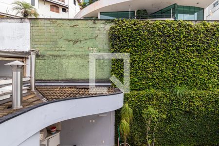 Casa à venda com 500m², 4 quartos e 3 vagasVista da Suíte 2