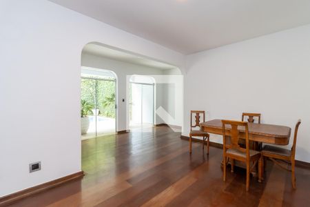 Casa à venda com 500m², 4 quartos e 3 vagasSala de Jantar