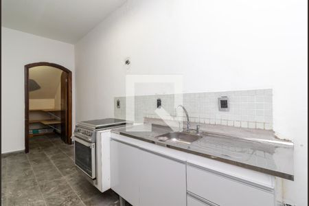 Casa à venda com 500m², 4 quartos e 3 vagasSalão - Cozinha