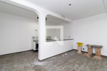 Casa à venda com 500m², 4 quartos e 3 vagasGaragem / Salão