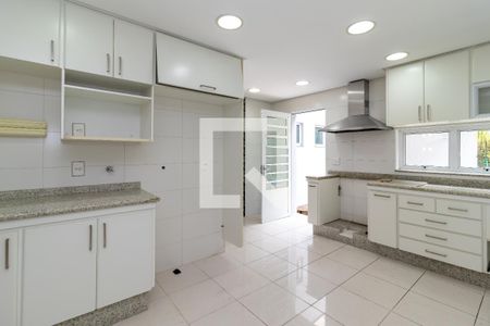 Casa à venda com 500m², 4 quartos e 3 vagasCozinha