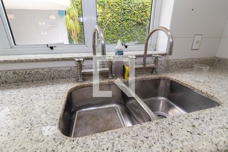 Casa à venda com 500m², 4 quartos e 3 vagasCozinha