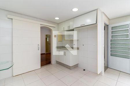 Casa à venda com 500m², 4 quartos e 3 vagasCozinha