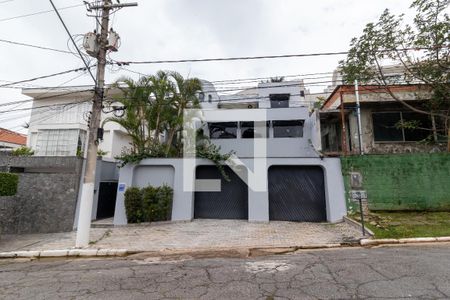 Casa à venda com 500m², 4 quartos e 3 vagasFachada