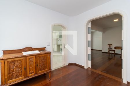 Casa à venda com 500m², 4 quartos e 3 vagasCopa
