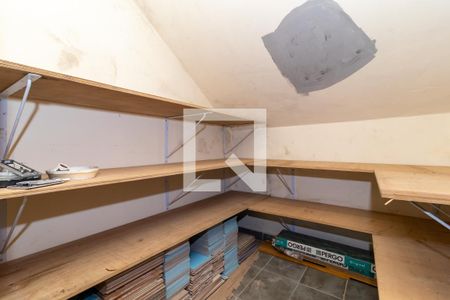 Casa à venda com 500m², 4 quartos e 3 vagasDepósito