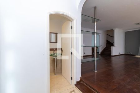 Casa à venda com 500m², 4 quartos e 3 vagasEntrada