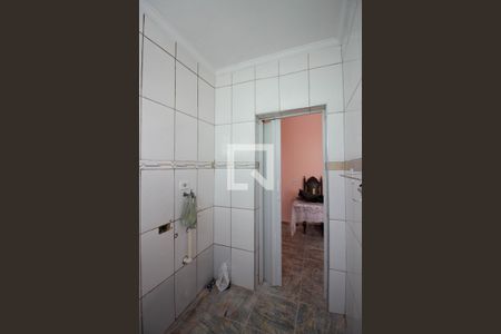 Casa para alugar com 170m², 4 quartos e 5 vagasBanheiro 2
