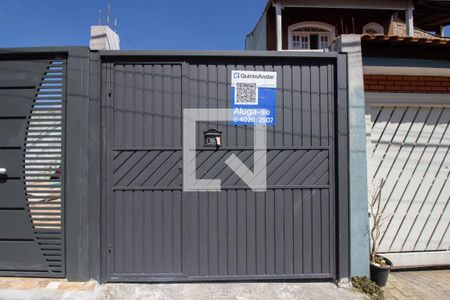 Casa para alugar com 170m², 4 quartos e 5 vagasFachada
