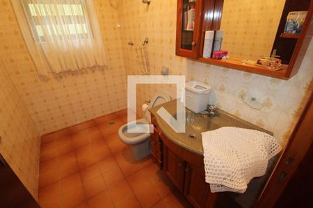 Banheiro de casa à venda com 2 quartos, 160m² em Vila Paulo Silas, São Paulo