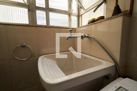 Apartamento à venda com 80m², 3 quartos e 1 vagaÁrea de Serviço