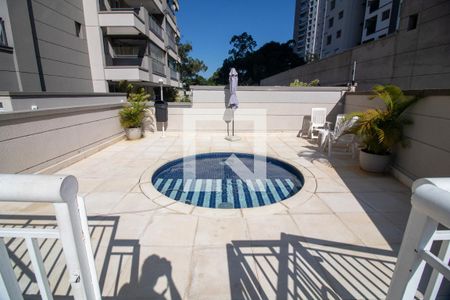 Apartamento à venda com 81m², 2 quartos e 2 vagasPiscina