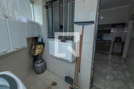 Apartamento à venda com 249m², 3 quartos e 2 vagas Apartamento à venda com 249m², 3 quartos e 2 vagasÁrea de serviço