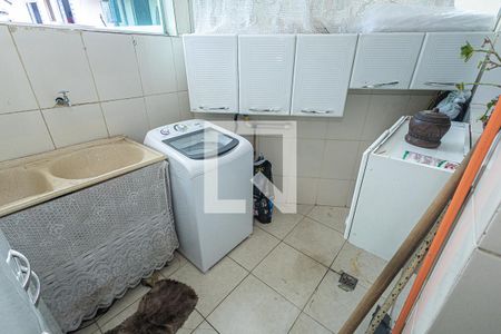 Apartamento à venda com 249m², 3 quartos e 2 vagas Apartamento à venda com 249m², 3 quartos e 2 vagasÁrea de serviço