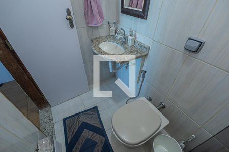 Apartamento à venda com 249m², 3 quartos e 2 vagas Apartamento à venda com 249m², 3 quartos e 2 vagasBanheiro da suíte