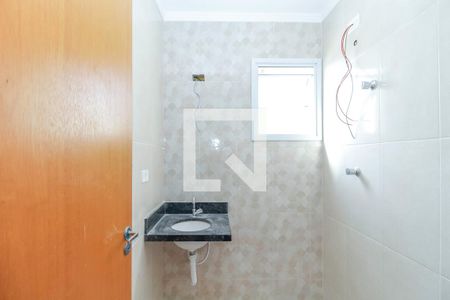 Banheiro de apartamento para alugar com 1 quarto, 45m² em Parque São Lucas, São Paulo