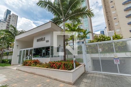 Apartamento para alugar com 96m², 3 quartos e 2 vagas Apartamento para alugar com 96m², 3 quartos e 2 vagasFachada e Portaria