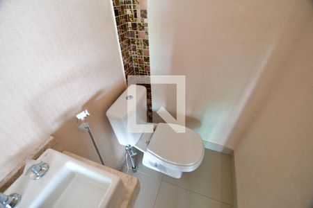 Lavabo de apartamento para alugar com 2 quartos, 96m² em Vila Itapura, Campinas