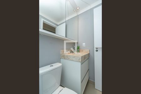 Apartamento para alugar com 96m², 3 quartos e 2 vagas Apartamento para alugar com 96m², 3 quartos e 2 vagasBanheiro Corredor