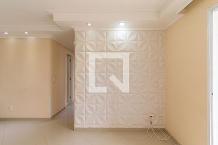 Sala de apartamento para alugar com 3 quartos, 75m² em Vila Paulo Silas, São Paulo