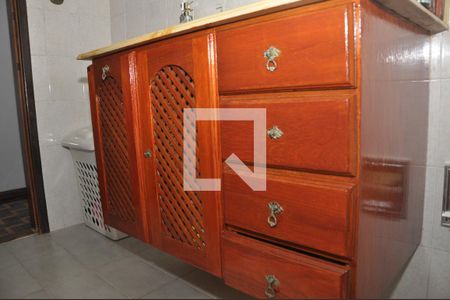 Casa à venda com 280m², 4 quartos e 6 vagasBanheiro