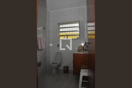 Casa à venda com 280m², 4 quartos e 6 vagasBanheiro