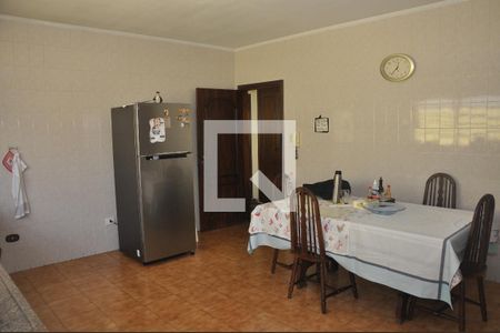 Casa à venda com 280m², 4 quartos e 6 vagasCozinha