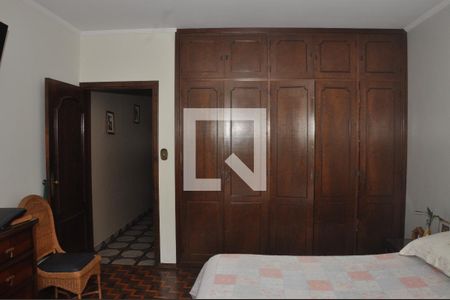 Casa à venda com 280m², 4 quartos e 6 vagasQuarto 1