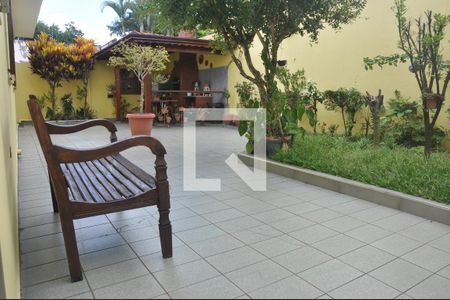 Casa à venda com 280m², 4 quartos e 6 vagasQuintal