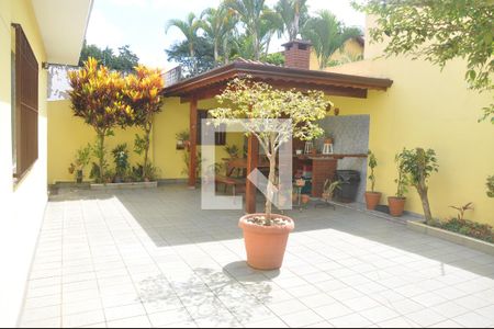 Casa à venda com 280m², 4 quartos e 6 vagasQuintal