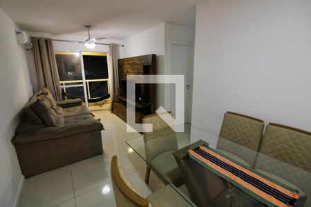 Sala de apartamento para alugar com 3 quartos, 78m² em Recreio dos Bandeirantes, Rio de Janeiro