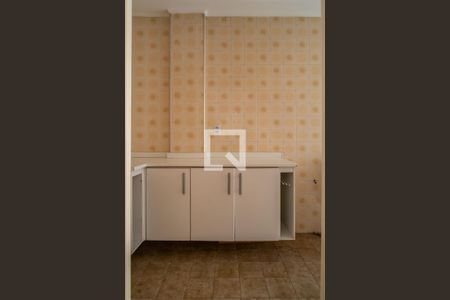 Apartamento à venda com 44m², 1 quarto e sem vaga Apartamento à venda com 44m², 1 quarto e sem vagaCozinha e Área de Serviço