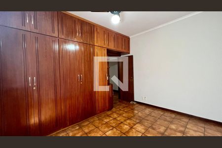 Quarto 1 de casa para alugar com 4 quartos, 250m² em Itapoã, Belo Horizonte