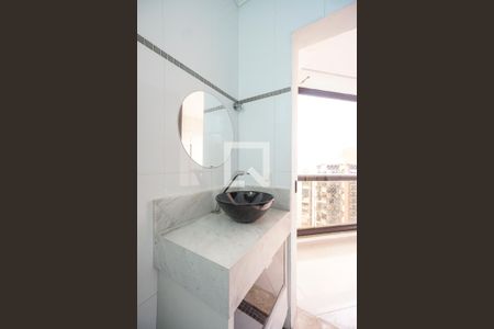 Apartamento à venda com 461m², 4 quartos e 3 vagasBanheiro da suíte 04