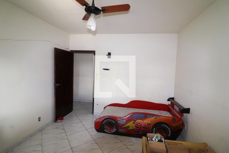 Casa à venda com 350m², 4 quartos e 8 vagas Casa à venda com 350m², 4 quartos e 8 vagasQuarto 3