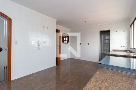 Apartamento à venda com 354m², 2 quartos e 4 vagas Apartamento à venda com 354m², 2 quartos e 4 vagasCozinha