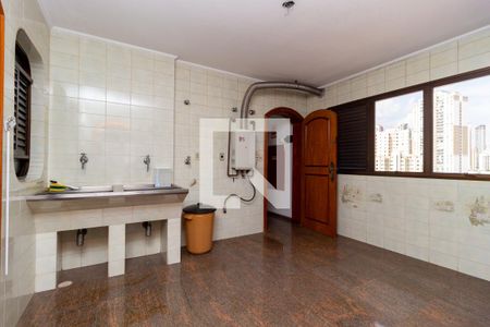 Apartamento à venda com 354m², 2 quartos e 4 vagas Apartamento à venda com 354m², 2 quartos e 4 vagasÁrea de Serviço