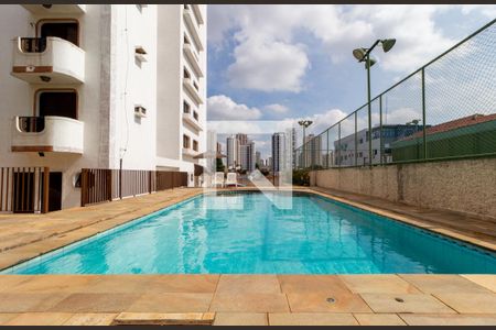 Apartamento à venda com 354m², 2 quartos e 4 vagas Apartamento à venda com 354m², 2 quartos e 4 vagasPiscina