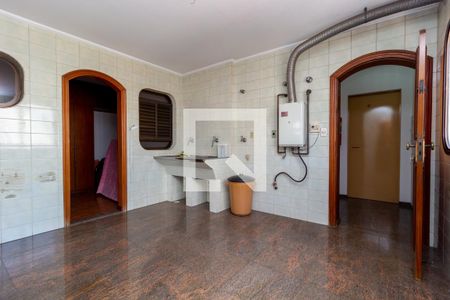 Apartamento à venda com 354m², 2 quartos e 4 vagas Apartamento à venda com 354m², 2 quartos e 4 vagasÁrea de Serviço