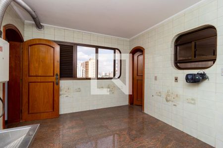 Apartamento à venda com 354m², 2 quartos e 4 vagas Apartamento à venda com 354m², 2 quartos e 4 vagasÁrea de Serviço