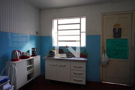 Cozinha de casa à venda com 4 quartos, 84m² em Navegantes, Porto Alegre