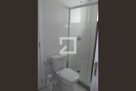 Casa à venda com 179m², 3 quartos e 2 vagasBanheiro da Suíte 2