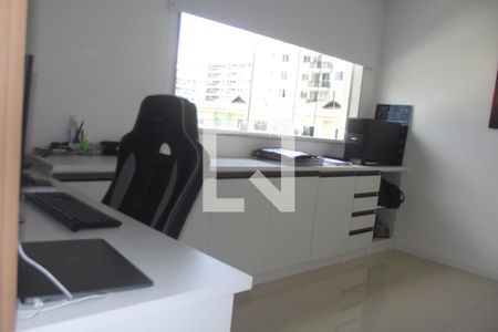 Casa à venda com 179m², 3 quartos e 2 vagasSuíte 2