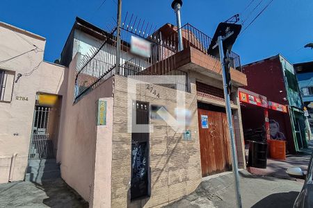 Casa à venda com 88m², 3 quartos e 1 vagaFachada