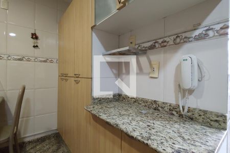 Apartamento à venda com 124m², 3 quartos e 2 vagas Apartamento à venda com 124m², 3 quartos e 2 vagasCozinha - Armários