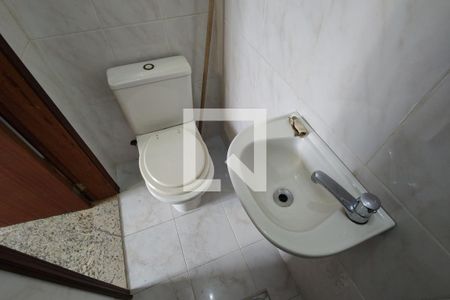 Apartamento à venda com 124m², 3 quartos e 2 vagas Apartamento à venda com 124m², 3 quartos e 2 vagasBanheiro de Serviço