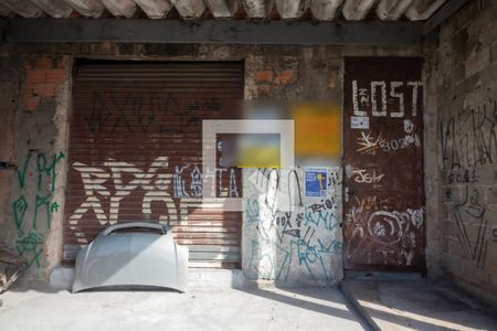 Casa para alugar com 170m², 2 quartos e 2 vagasFachada