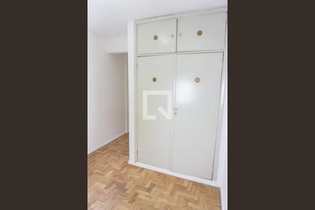 Apartamento à venda com 98m², 3 quartos e sem vagaQuarto